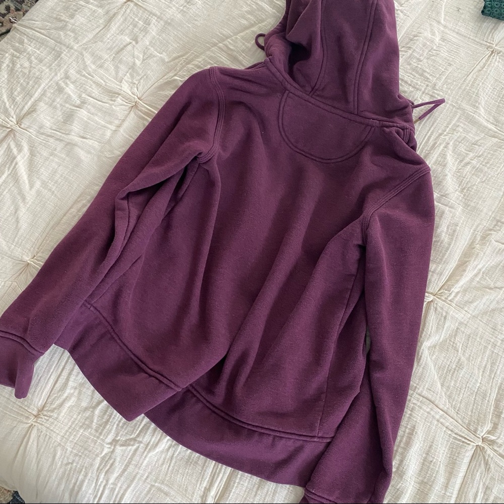 EUC 🌾 Carhartt Burgundy Zip Up Sweatshirt - Picture 5 of 6